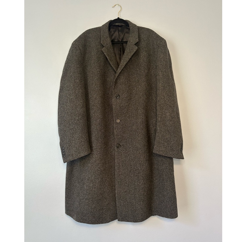 Dark grey Jos A Bank 100% wool overcoat button closure Menโs size 50 Long